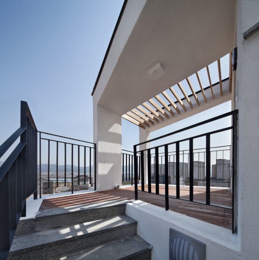 ON Architecture Refurbish a Building in Ulsan, South Korea-18