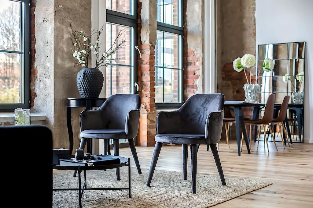 瑞典工业风河景 Loft，低调奢华尽收眼底-1