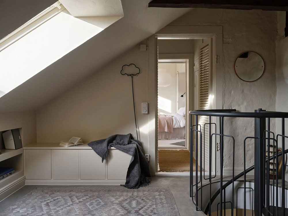 不规则房间和阁楼卧室：斯德哥尔摩的不寻常公寓-15