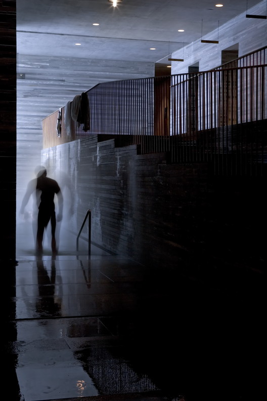 Peter Zumthor的Vals温泉浴场-51