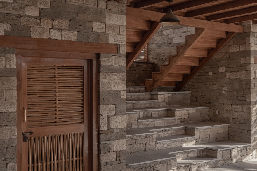 钱帕瓦特市场广场丨印度丨Compartment S4-49