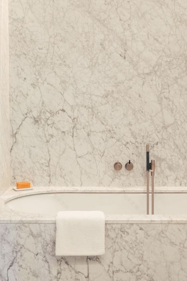 简洁风复式公寓设计 Bernard Dubois-49