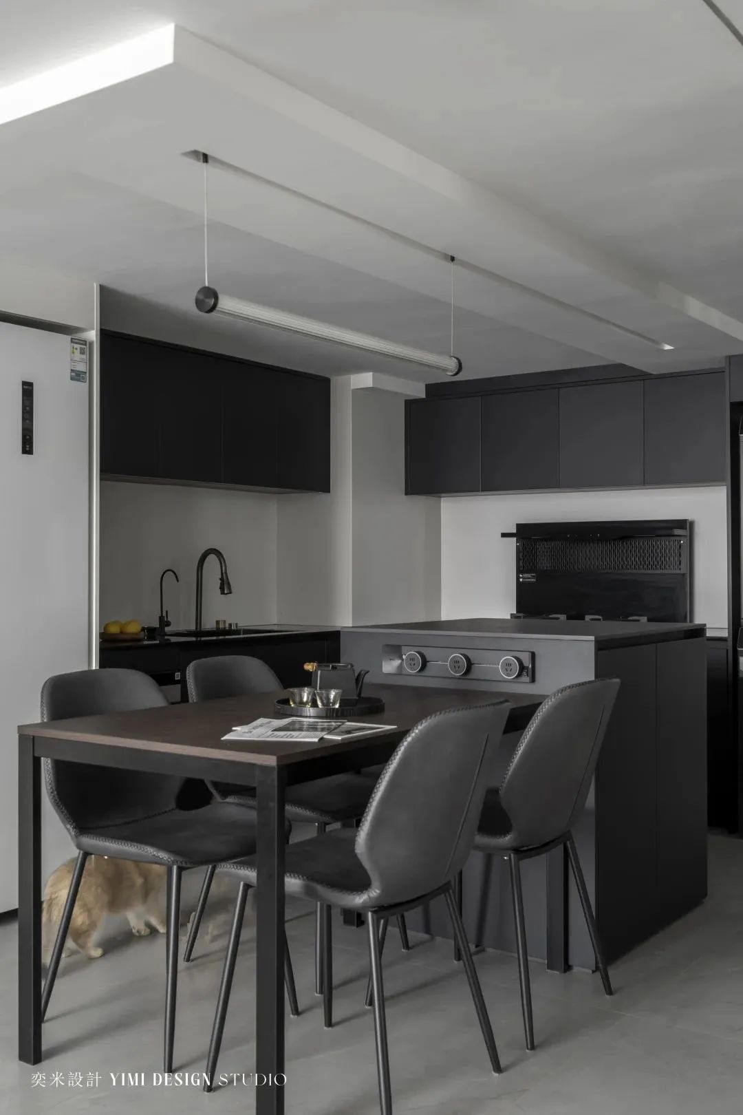 现代简约复式住宅的惊艳改造丨中国广州丨奕米設計工作室-58