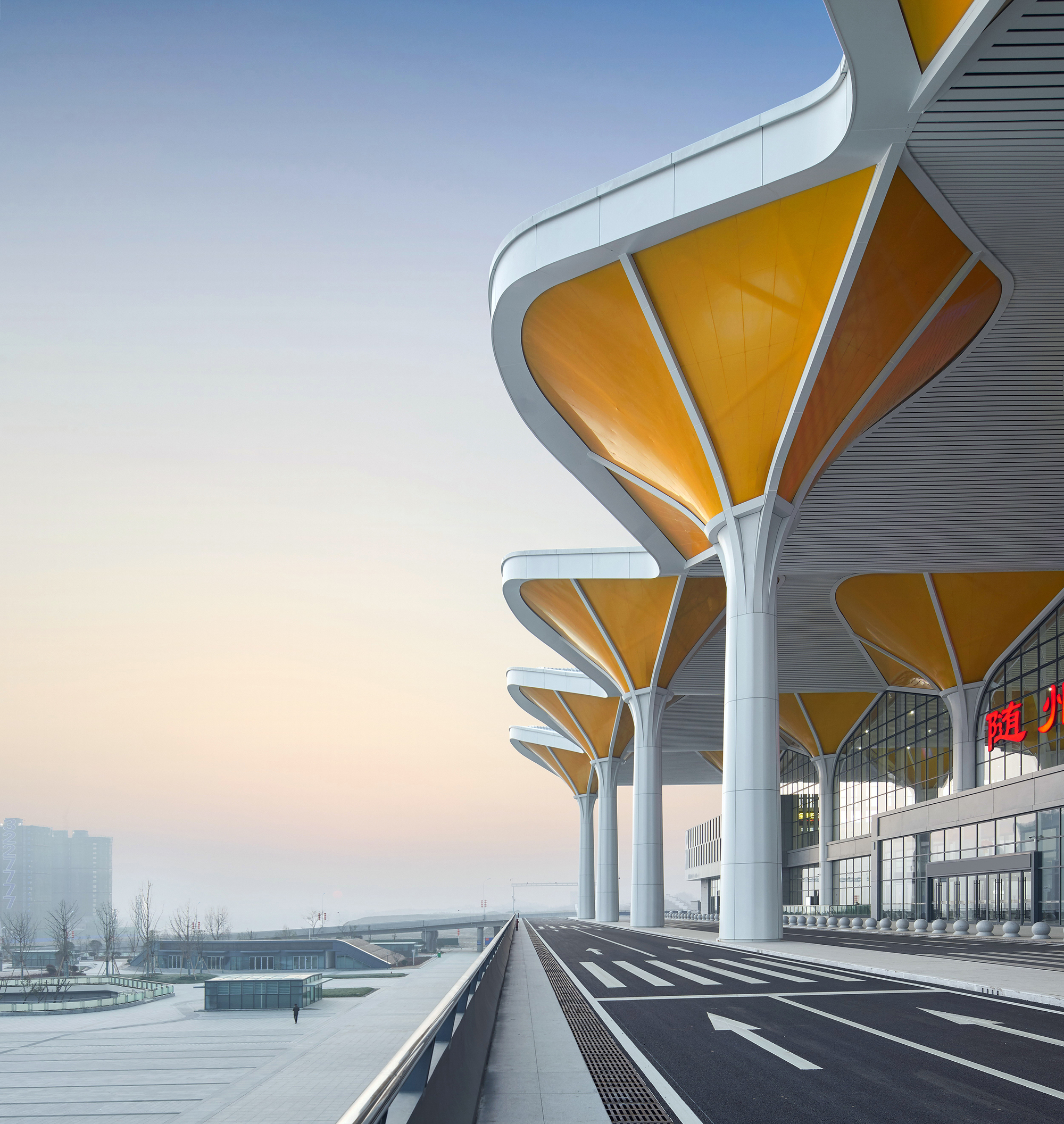 汉十高铁随州南站丨中国随州丨中南建筑设计院-34