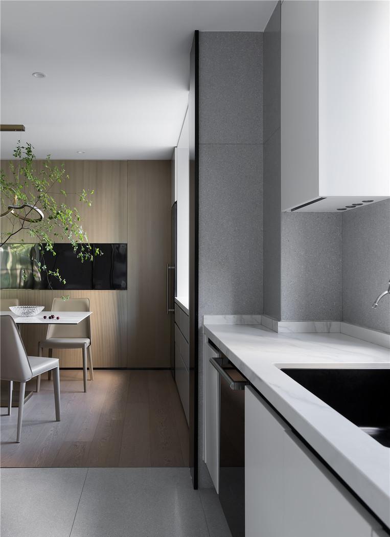 旧宅翻新变现代简约大宅,收纳空间丰富-32