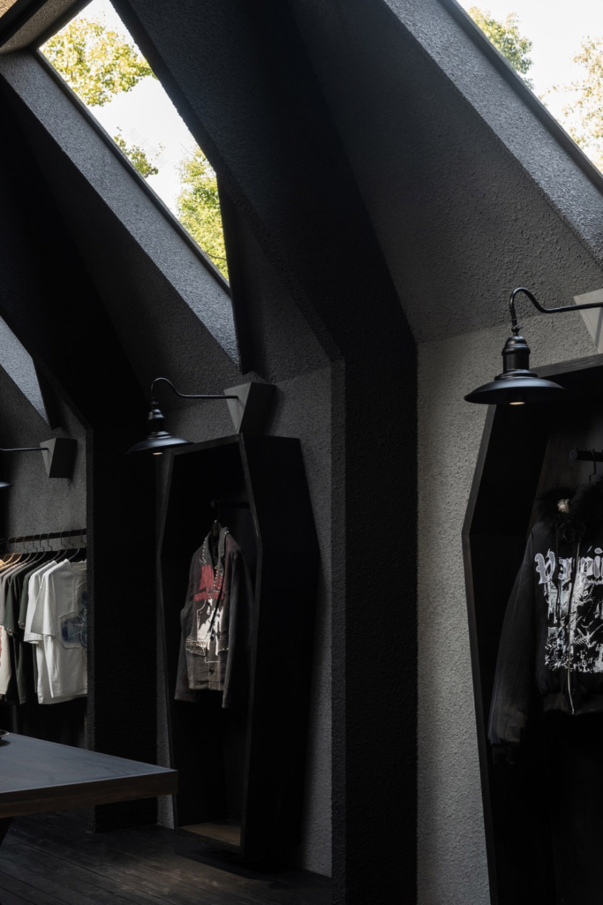 暗影之形:TBHNP 上海限时概念空间丨中国上海丨未来以北工作室-48