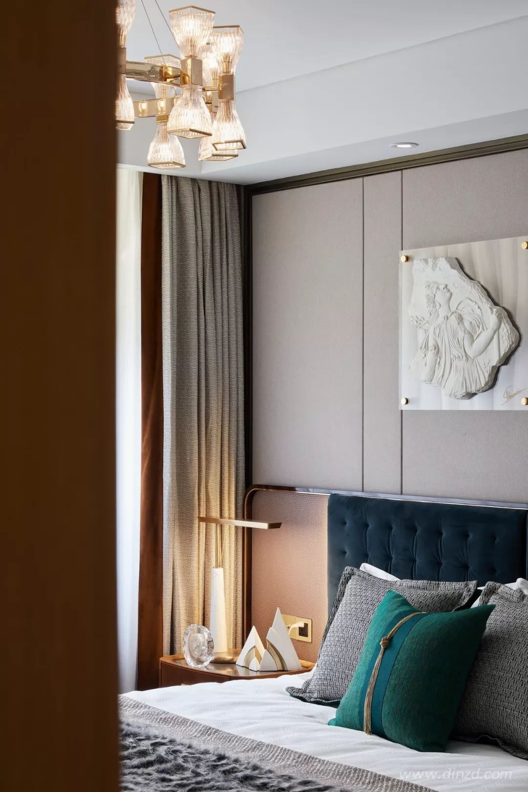 大华·徐州潘安湖首府洋房 | 摩登复古的金色空间-26