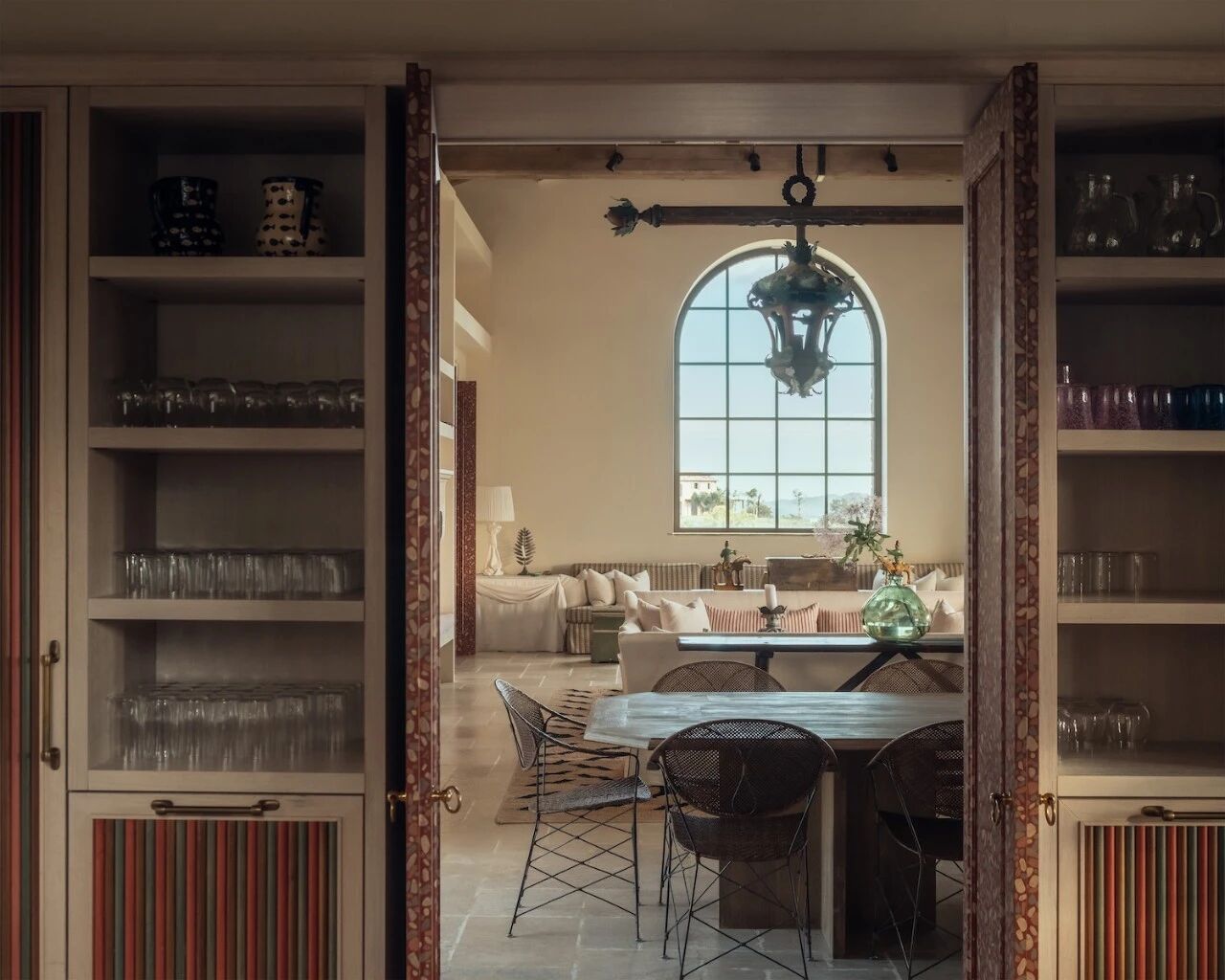 意大利托斯卡纳的极简主义住宅设计（埃尔科利纳庄园）丨McLean Quinlan-10