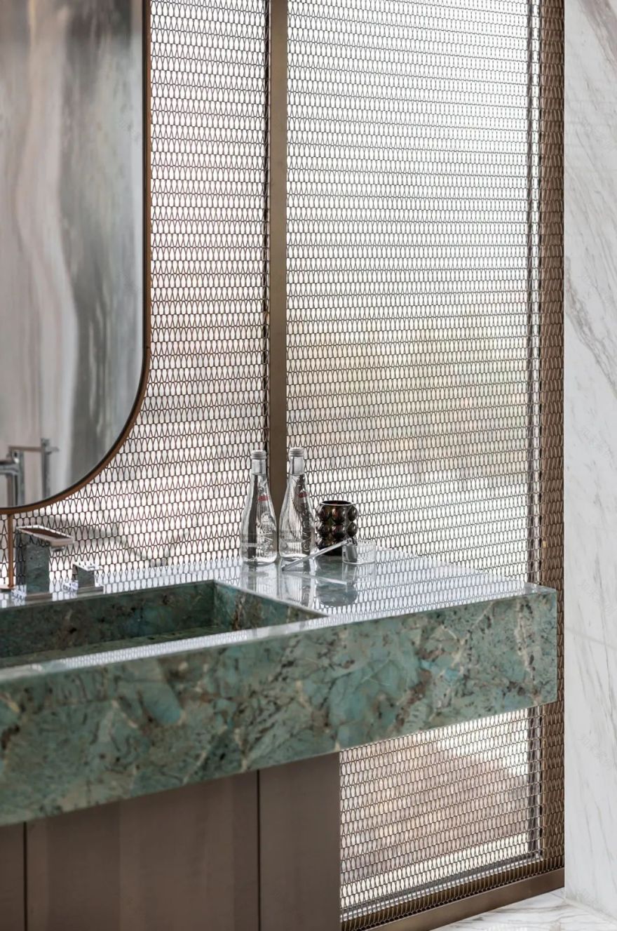 上叠·映湖 · 下叠·见山丨LSD-25