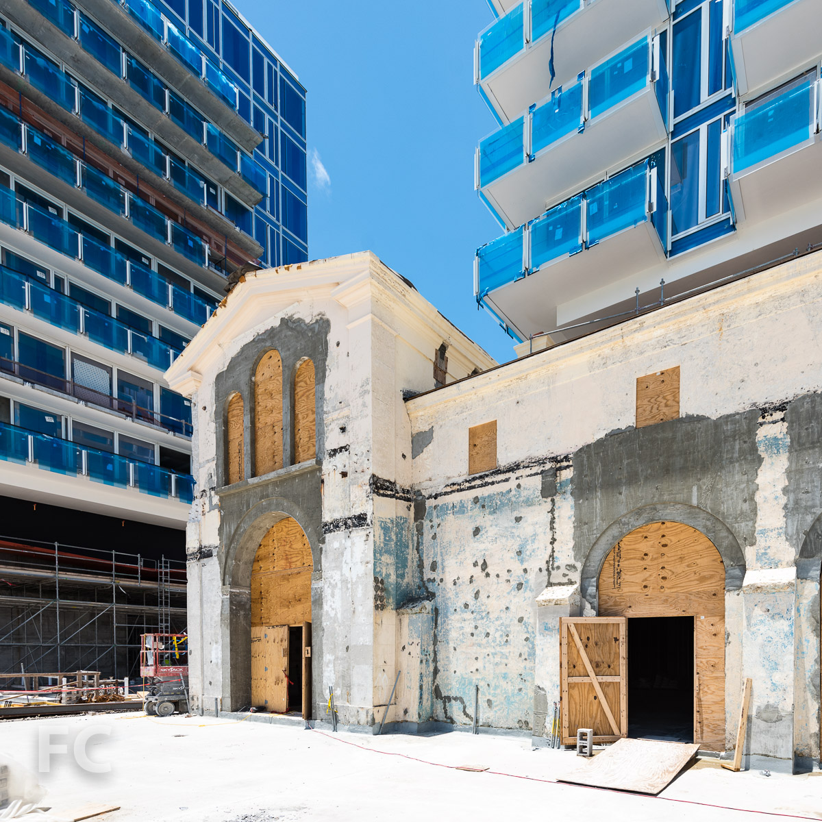 The Surf Club — FIELD CONDITION-23