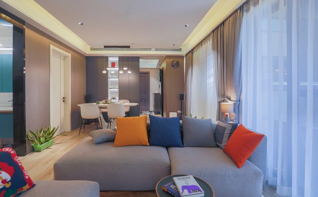 原木灰的现代艺术之家-7