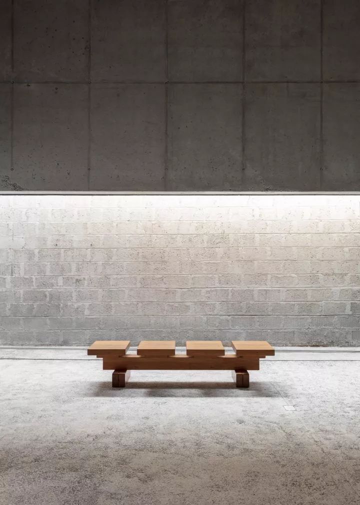 巴林穆哈拉格“建筑遗产之家” | 混凝土与玻璃的互动画廊-9