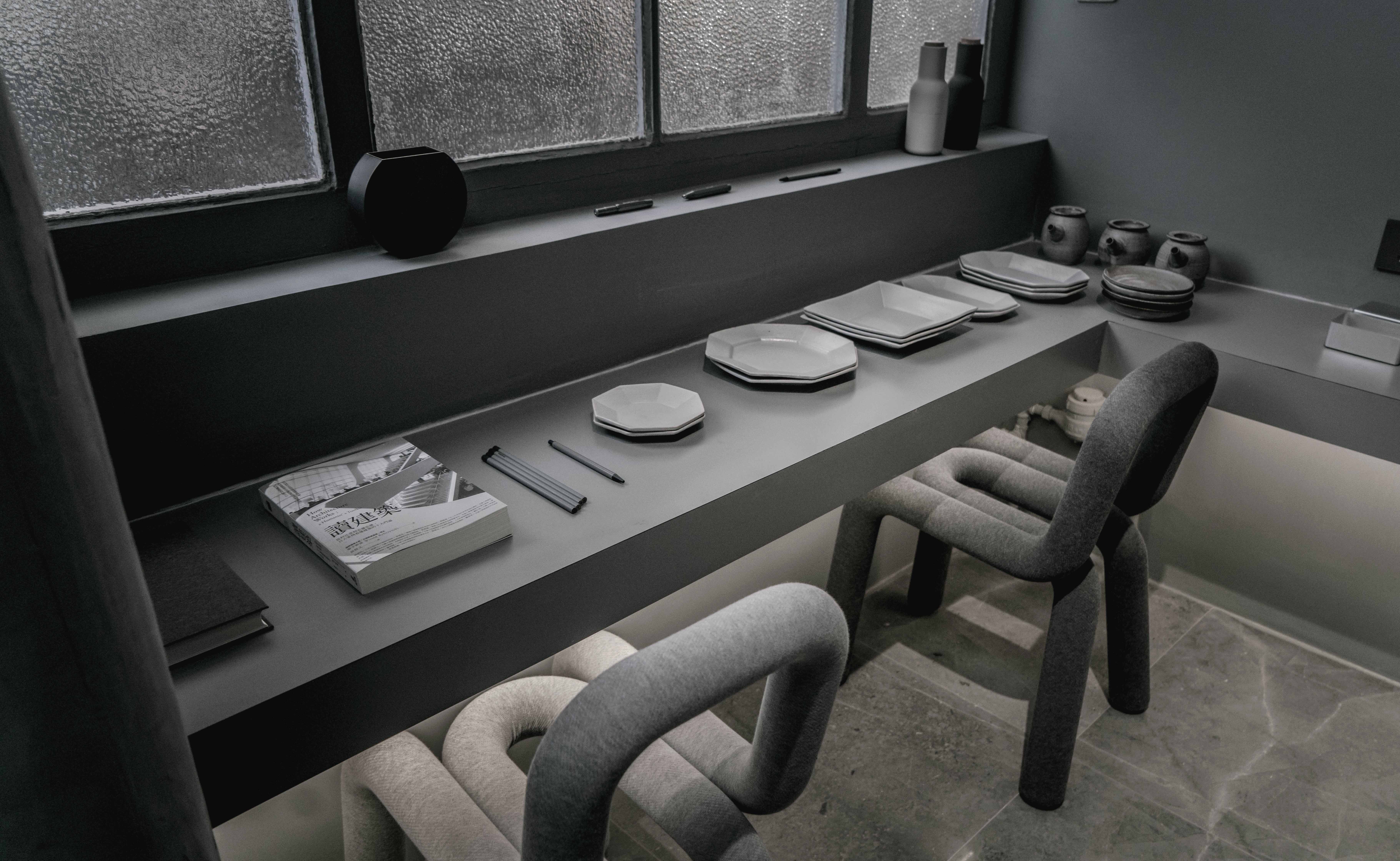 好白商店的“好灰”世界-21