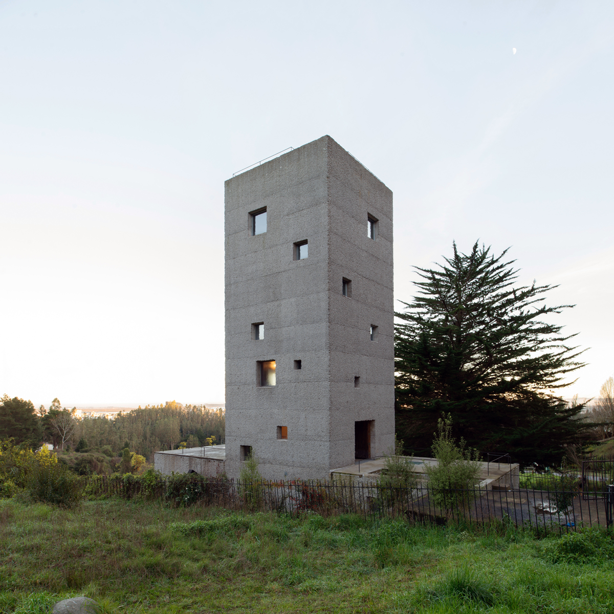 Cien住宅,智利 / Pezo von Ellrichshausen-7