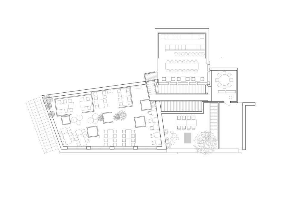基辅“宿醉”酒吧 | 废墟中的自由空间-3