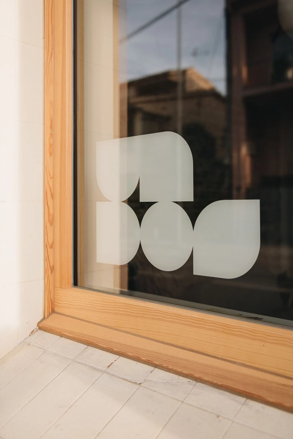 银行与家之间的建筑改造丨undos arquitectura-42