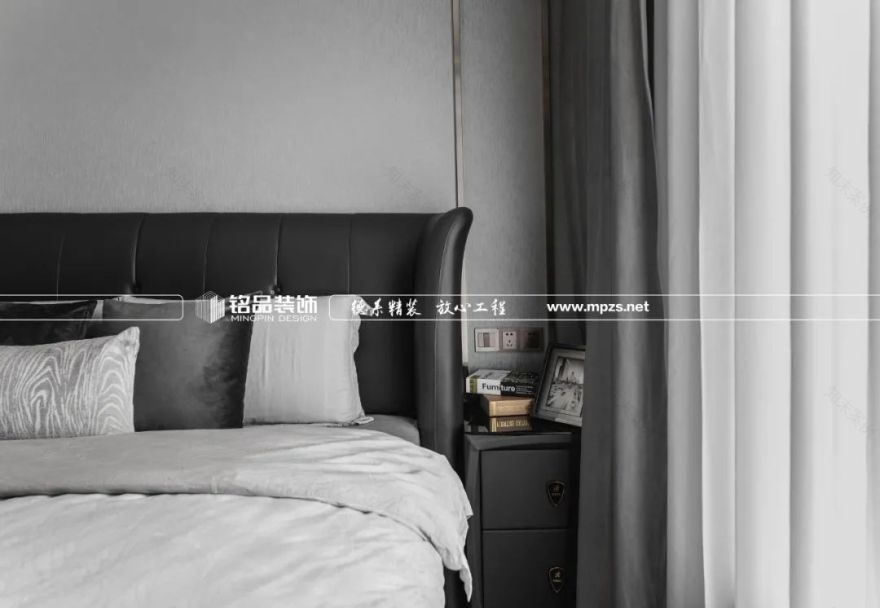 龙湖滟澜山现代轻奢案例,客餐厅打通扩容 1/3-43