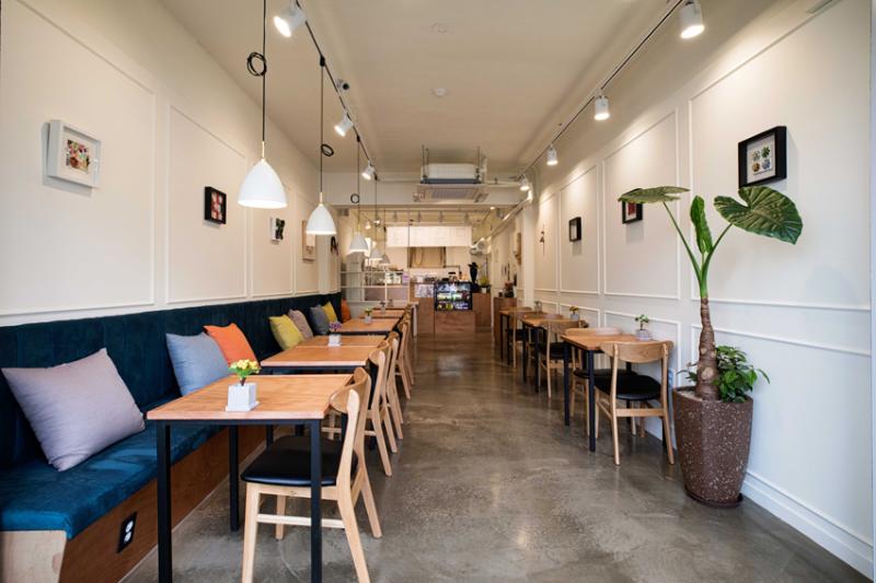 14 坪舒适小资咖啡厅，打造城市慢生活-2