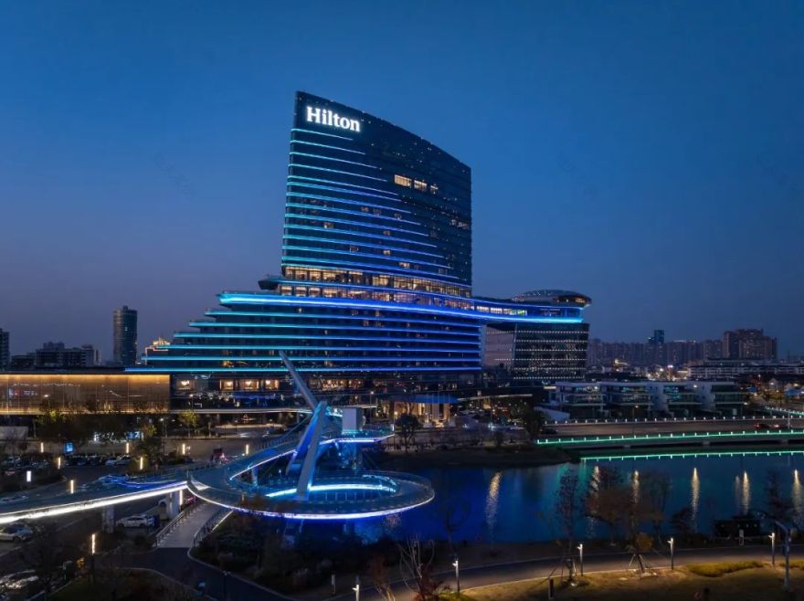 帆影鎏光|常熟希尔顿酒店照明设计-5