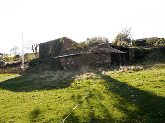 卢戈 A’Bodega 住宅设计-40