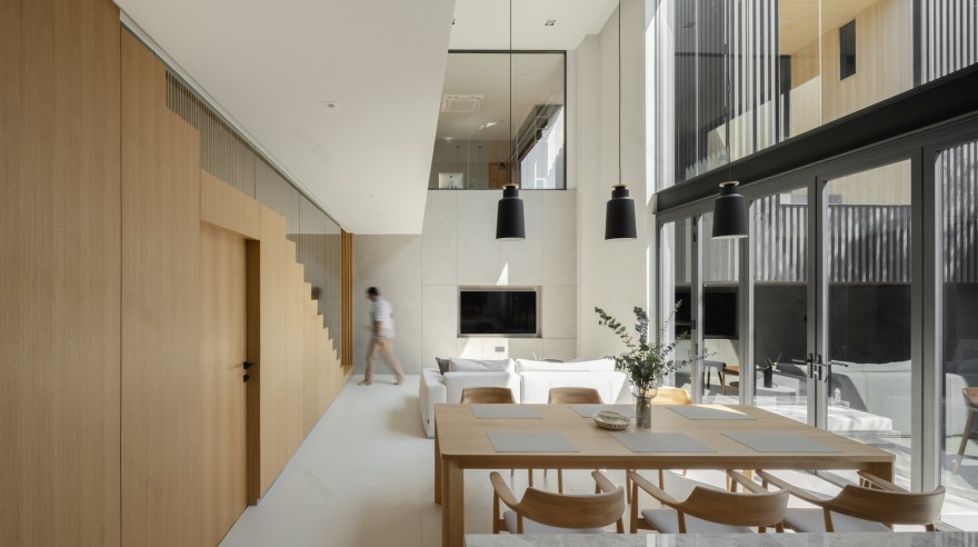 温馨现代的 L 型住宅设计-25