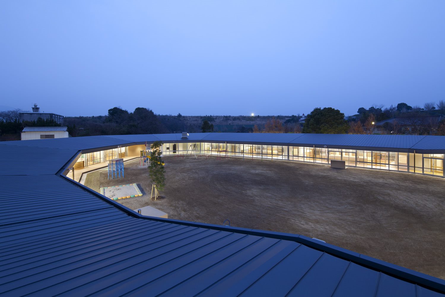 たがわこどもセンター『まいまい』(田川儿童中心“Maimai”)丨日本福冈丨塩塚隆生アトリエ(盐冢隆生工作室)-19