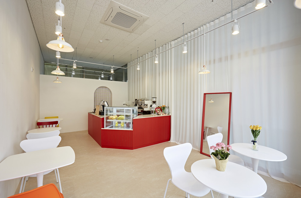 红点设计可爱 12 平米单身公寓-2