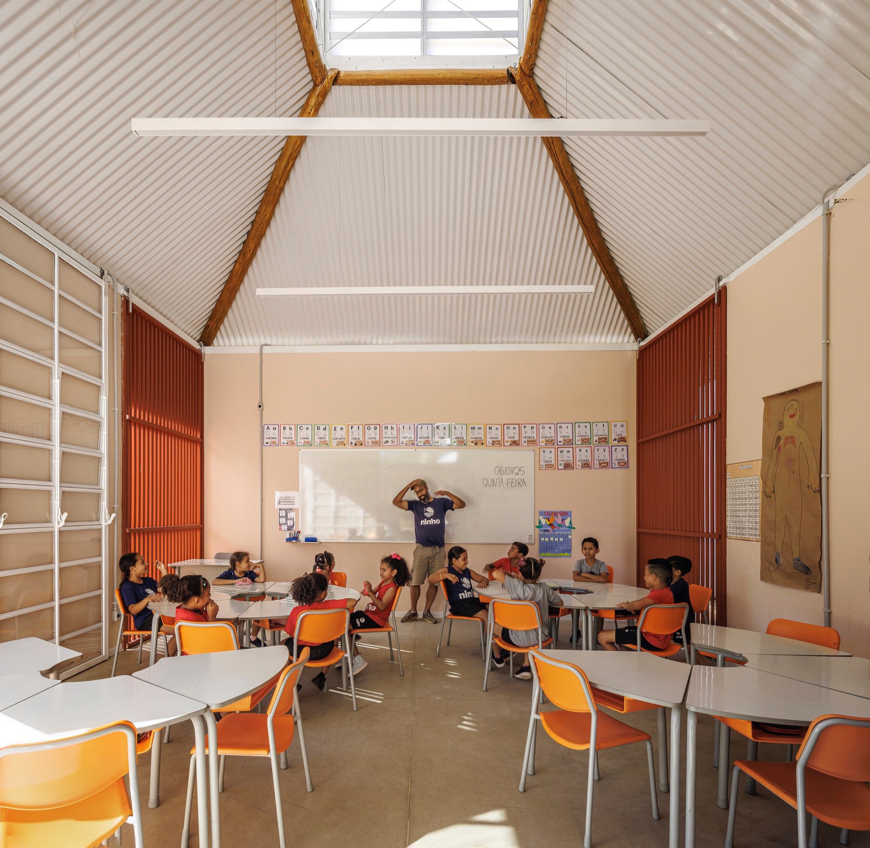 Vila Ninho学校 & João de Barro凉亭丨巴西米纳斯吉拉斯丨BIRI + MACh arquitetos等多方团队-49