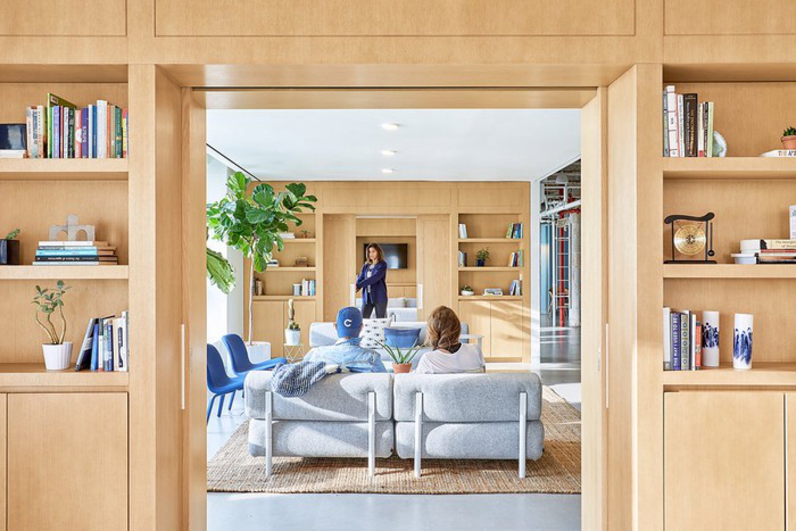 纽约 Casper 办公室设计 | FLOAT 工作室打造梦幻蓝调空间-16