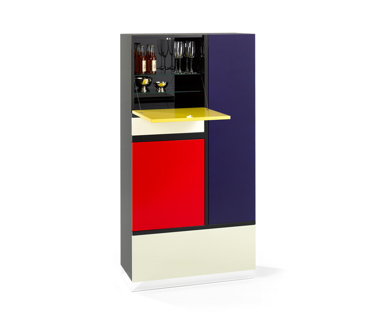 现代家庭酒吧设计丨Architonic-13