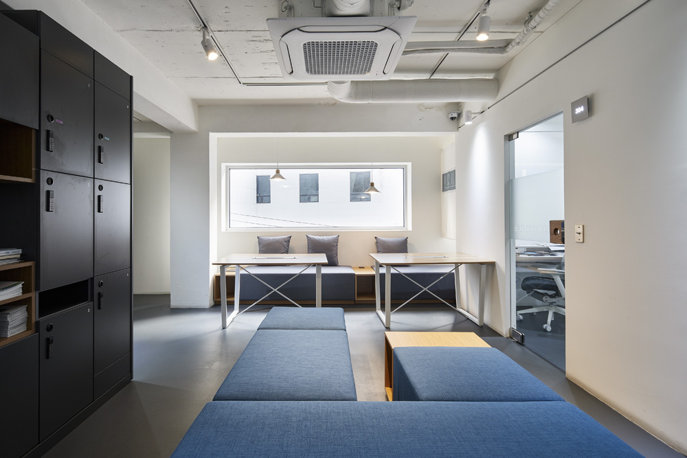 180 度全透明咖啡厅 | 极简设计的典范-16