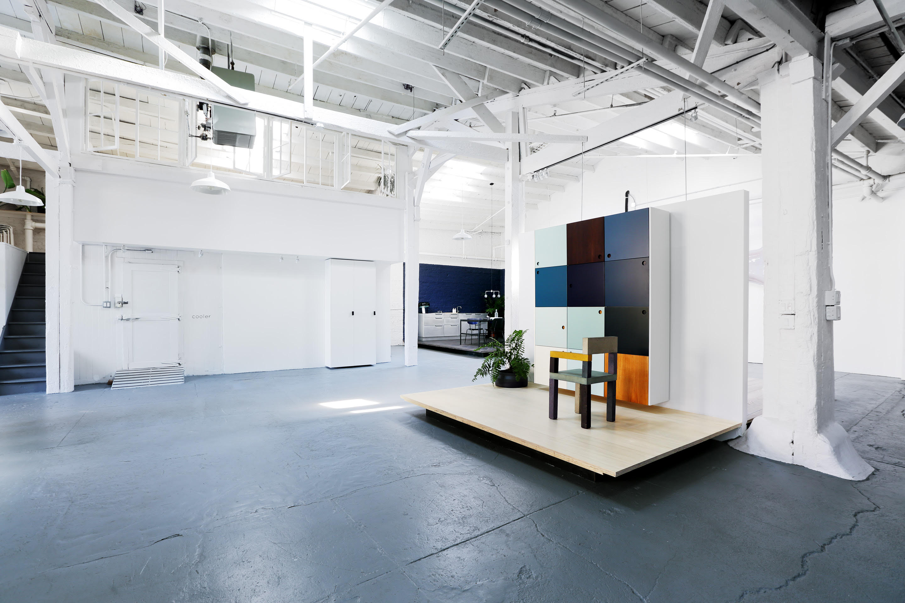 纽约百年仓库变身木艺画廊——Madera Showroom / Cooler Gallery-15