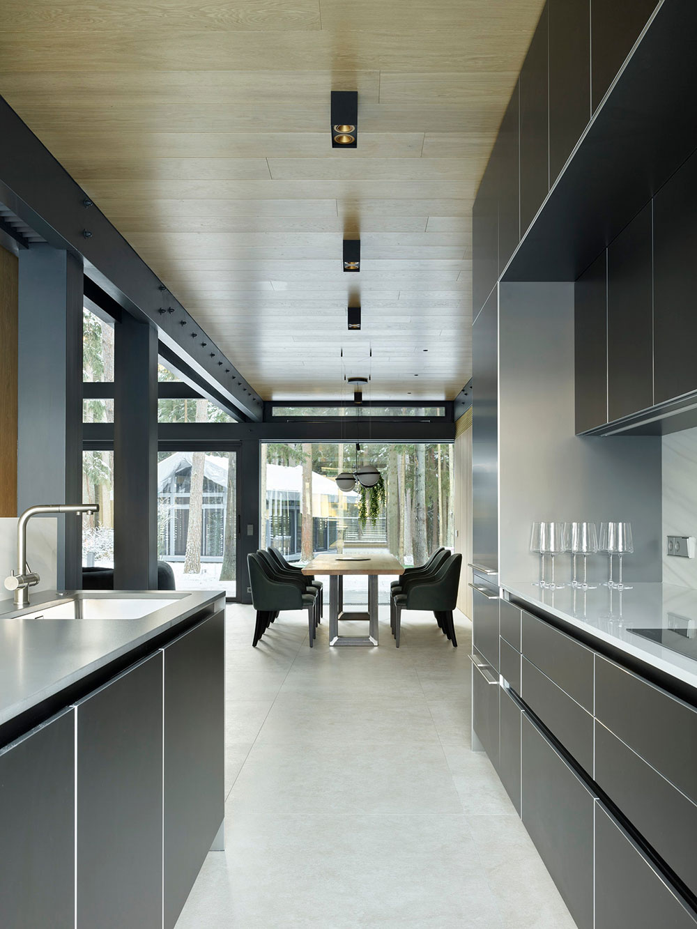 莫斯科玻璃墙现代森林小屋-12