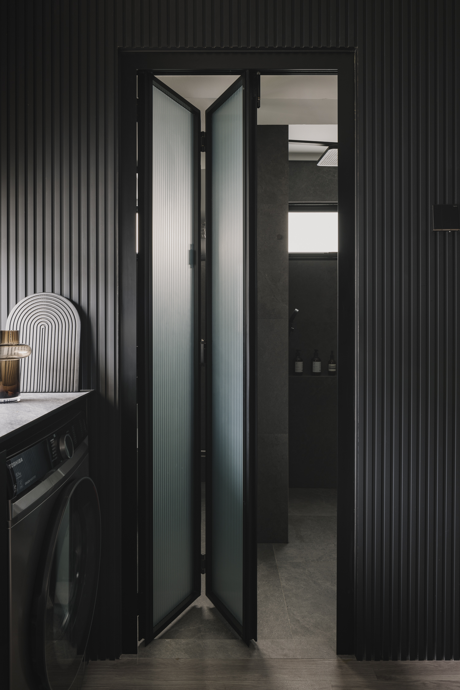 25 Eunos Crescent现代单色风住宅设计丨新加坡丨The Interior Lab-19