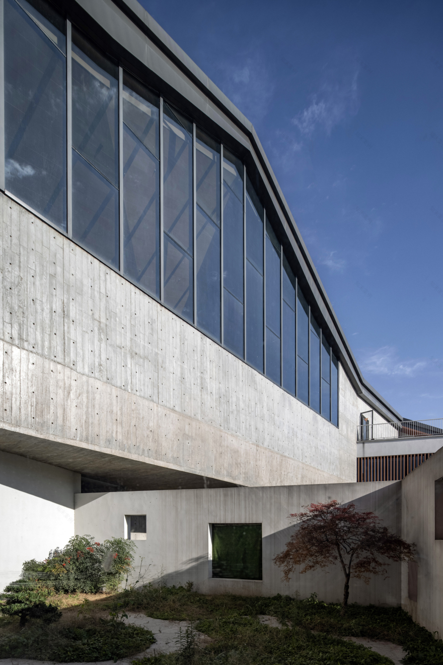 柯桥笛里广场丨中国绍兴丨同济大学建筑设计研究院(集团)有限公司若本建筑工作室-40