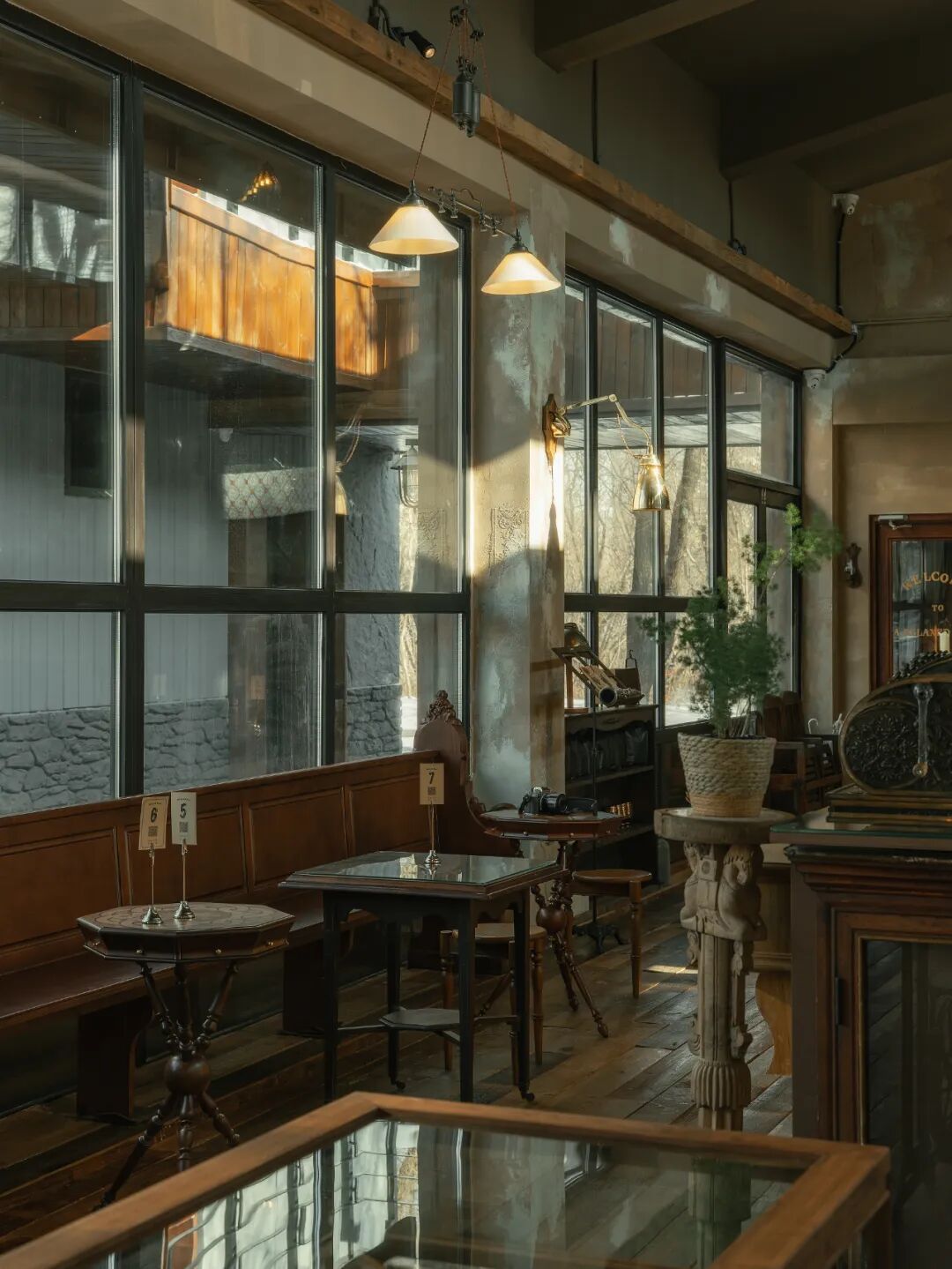 黑松果coffee& pizza丨中国长春丨杨光空间设计工作室-44