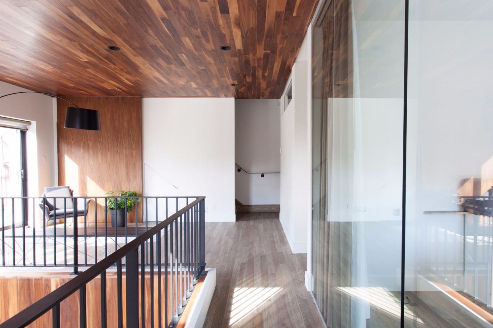 Appareil Architecture结合了两个蒙特利尔公寓，创造了一个家庭住宅-4