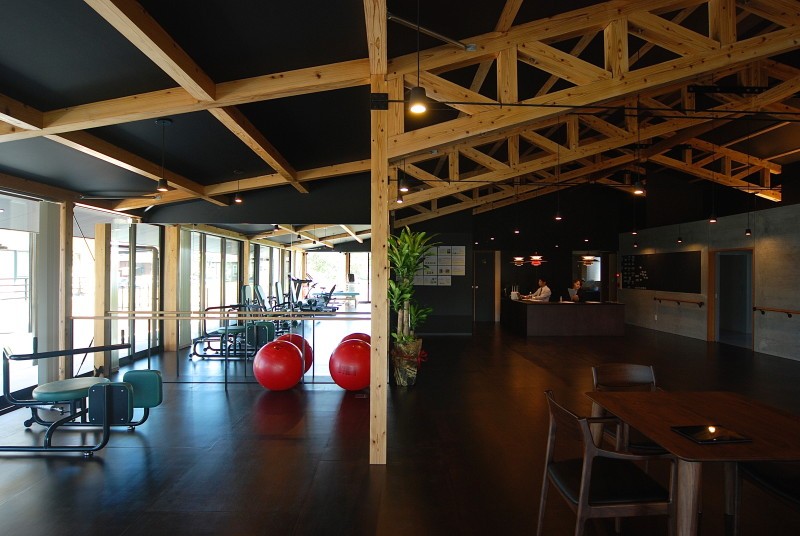 Sunny Sunday(岡田整形外科デイサービス増築)丨日本丨iwano+COGITE設計共同体-15