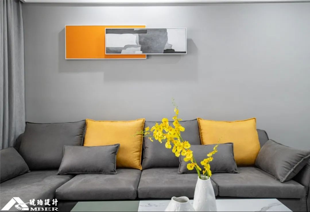 中海凤凰熙岸，现代简约婚房设计，独立衣帽间巧规划-56