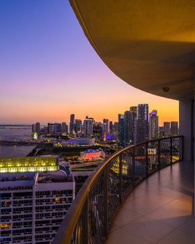 Complete Airbnb Listing