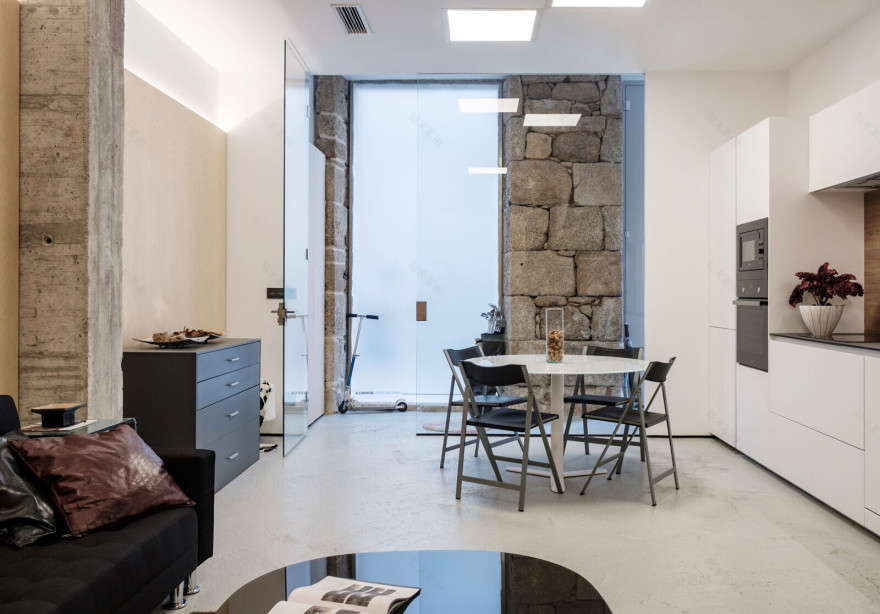 西班牙小公寓中的光影艺术丨西班牙奥伦塞-14