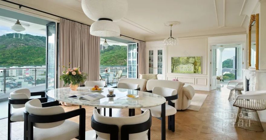 梦幻法式大宅 · 依山傍海的优雅居所丨双宝设计-14