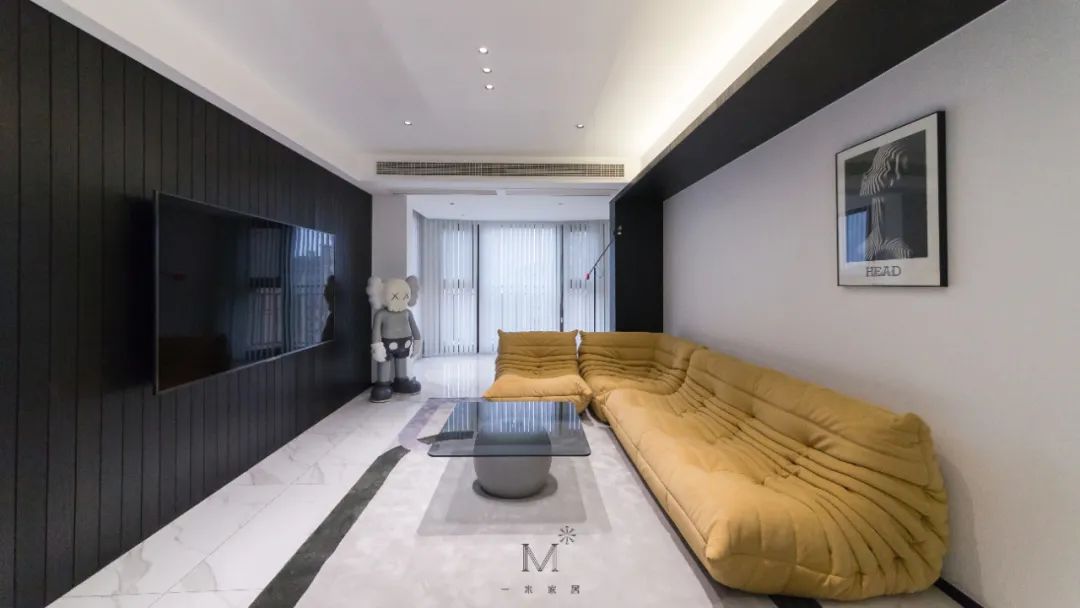 143㎡现代简约家居，演绎黑与白的时光对话-103