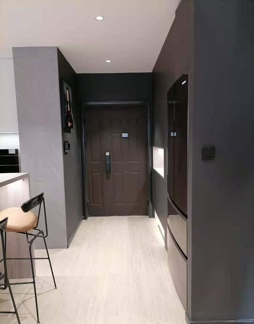 90 平米现代简约风家居设计,温馨舒适与实用并存-6