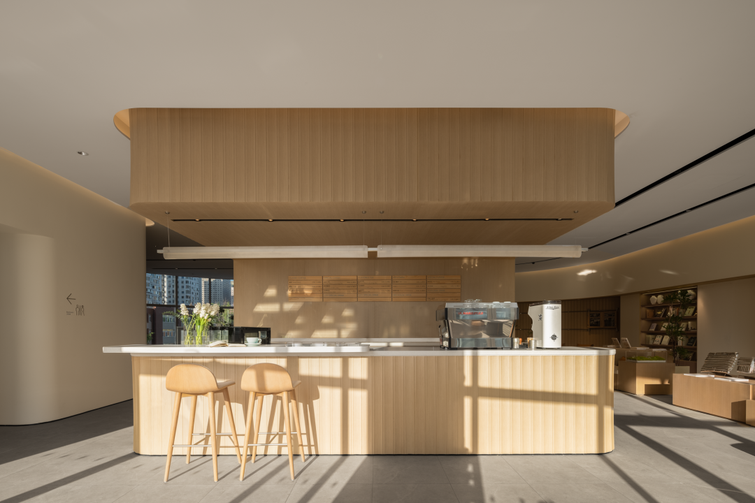 大连西安路蔚来中心丨中国大连丨元禾大千(软装),MOC DESIGN(硬装)-18