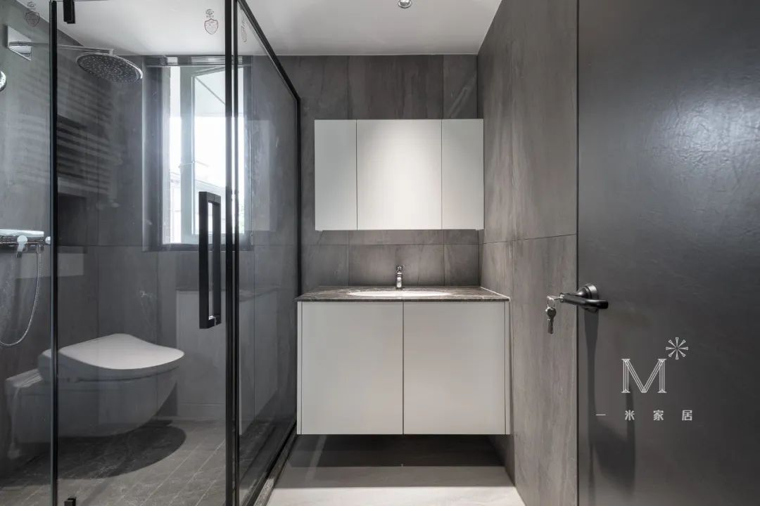 极简别墅里的优雅生活-70