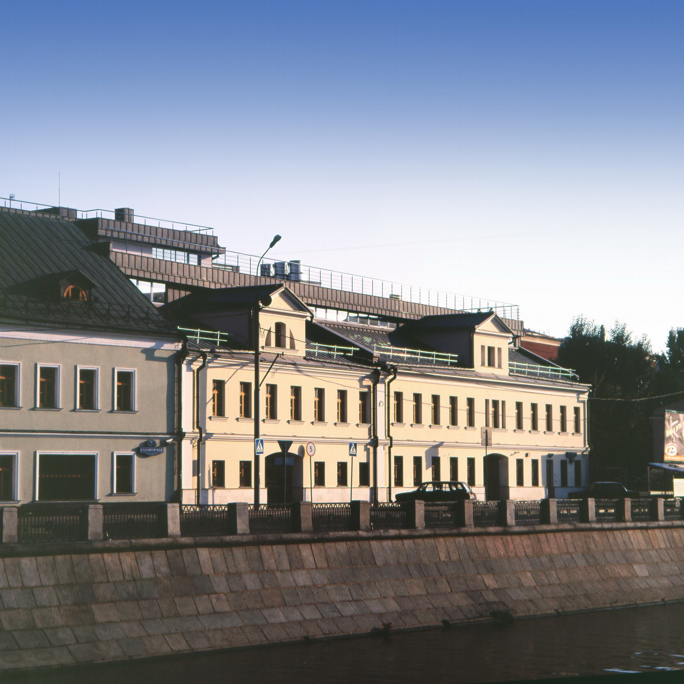 2001-2003 年我国室内设计案例 | 7000 平方米的"A"型设计-12