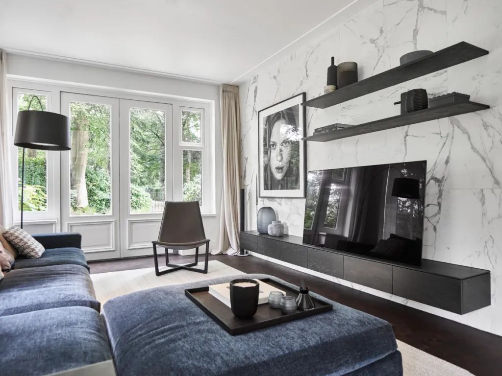 现代极简河畔别墅丨GrantJohnson-55