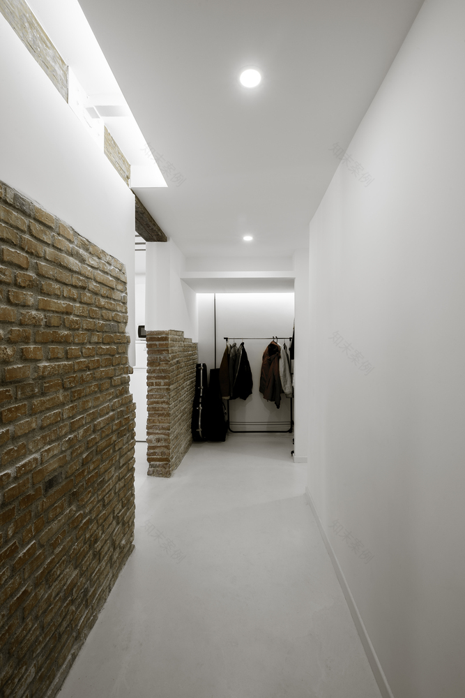 音乐家的马德里公寓翻新-35