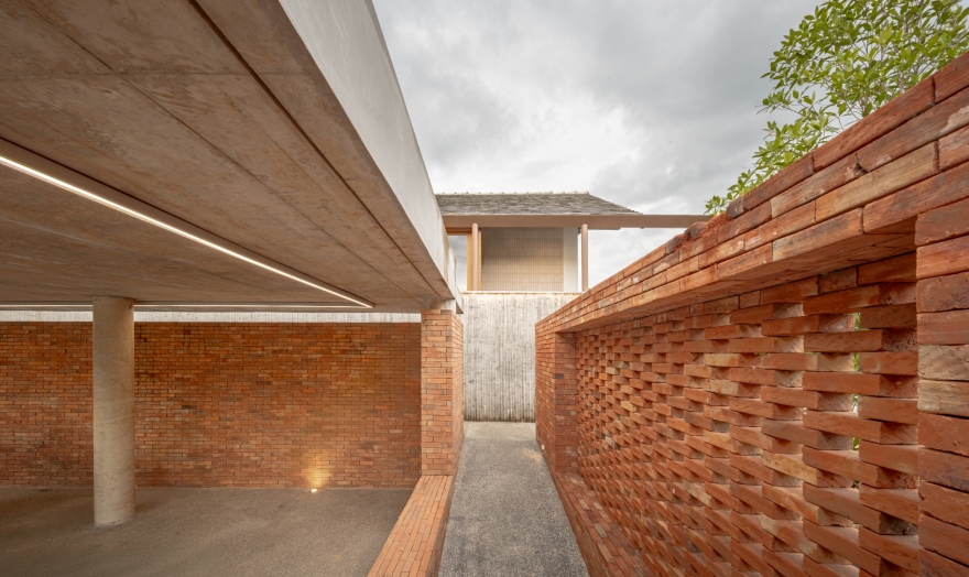 班苏德塞恩苏克(注:这是音译,Baan常见有村、屋等含义,SudSaenSuk可能是特定名称) 丨泰国清莱丨BodinChapa Architects-35